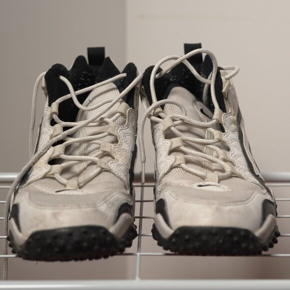 Nike Air Zoom Retro Sneakers - Picture 2 of 4